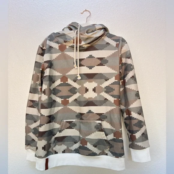 EUC Ampersand Avenue
SingleHood Sweatshirt-Mojave Desert - Picture 3 of 7